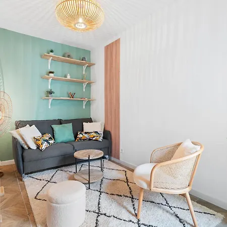 Renting - Barberis - Unique Getaway 2-room With Rooftop Terrace Apartment