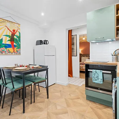 Renting - Barberis - Unique Getaway 2-room With Rooftop Terrace Nice