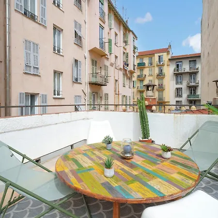 Renting - Barberis - Unique Getaway 2-room With Rooftop Terrace Apartment